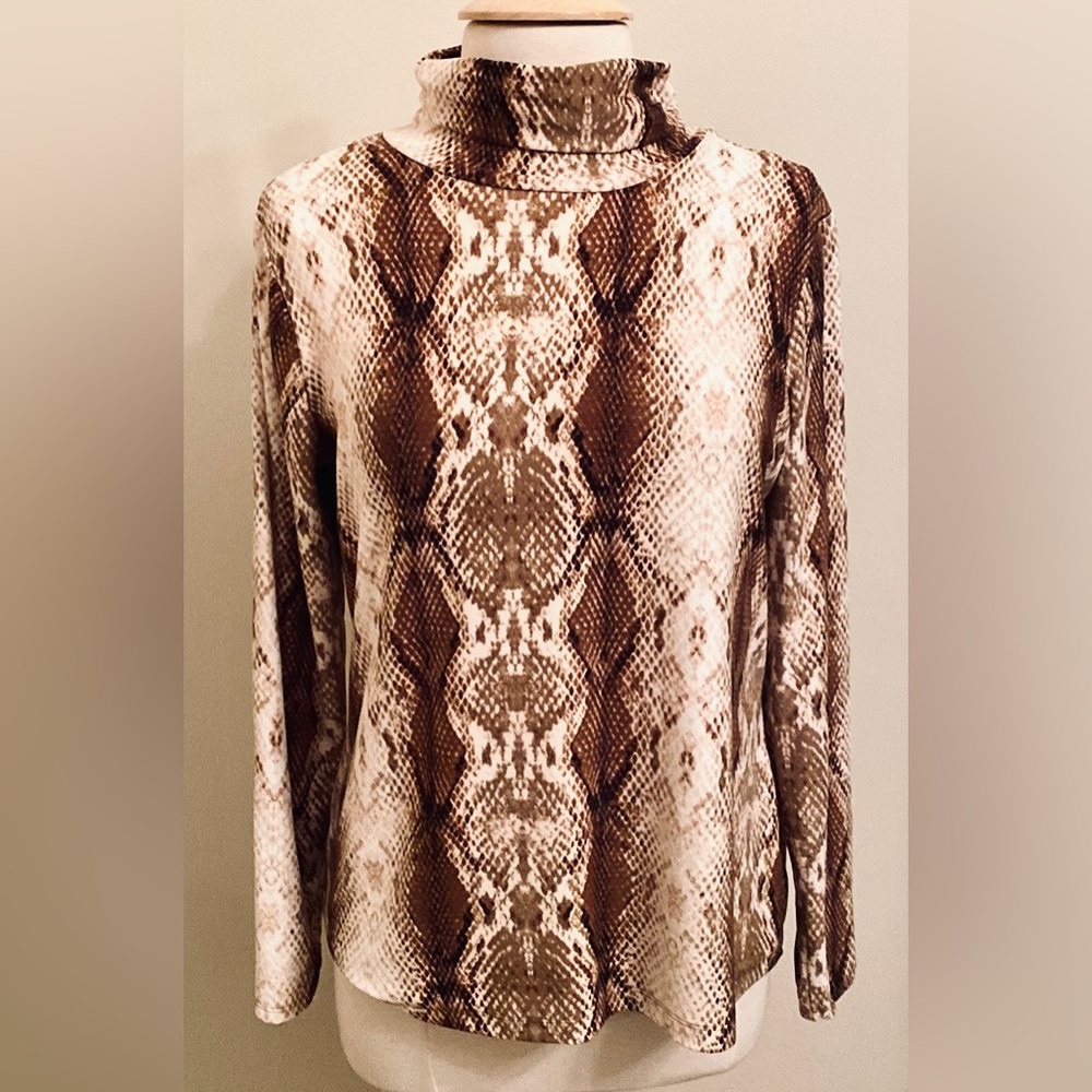 Apt. 9 Brown Cream Snakeskin Print L Office Chic Neutral Casual Turtleneck Top